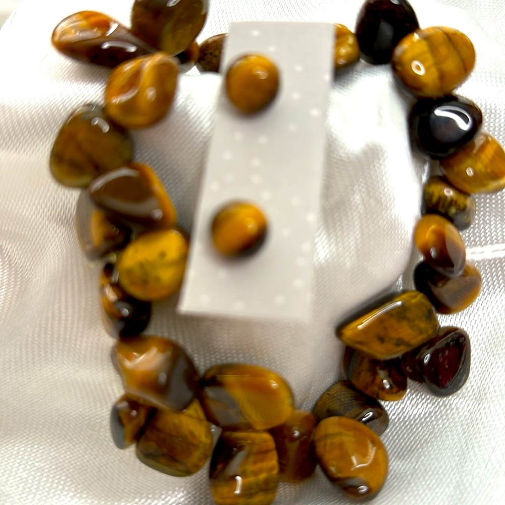 TIGERS EYE BRACELET & EARRINGS TO MATCH